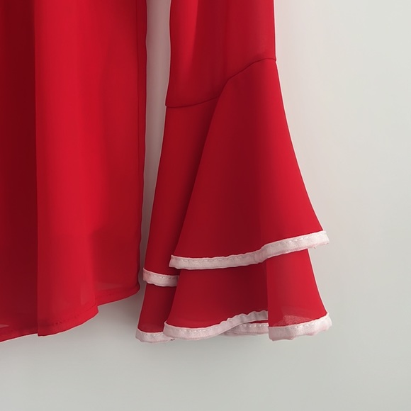 Red blouse - Picture 2 of 4